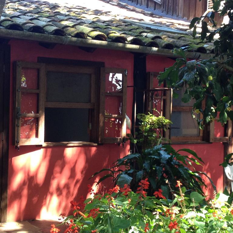Regina Guest House Praia do Rosa Habitación foto