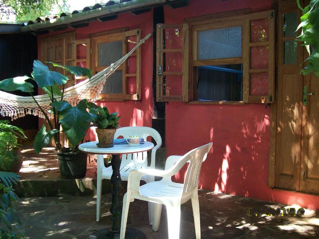 Regina Guest House Praia do Rosa Habitación foto